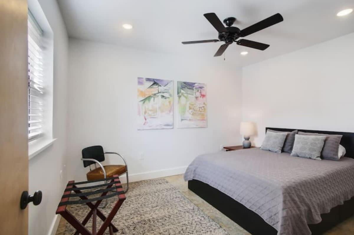 River Breeze Quiet & Modern Black Pearl Holiday home New Orleans